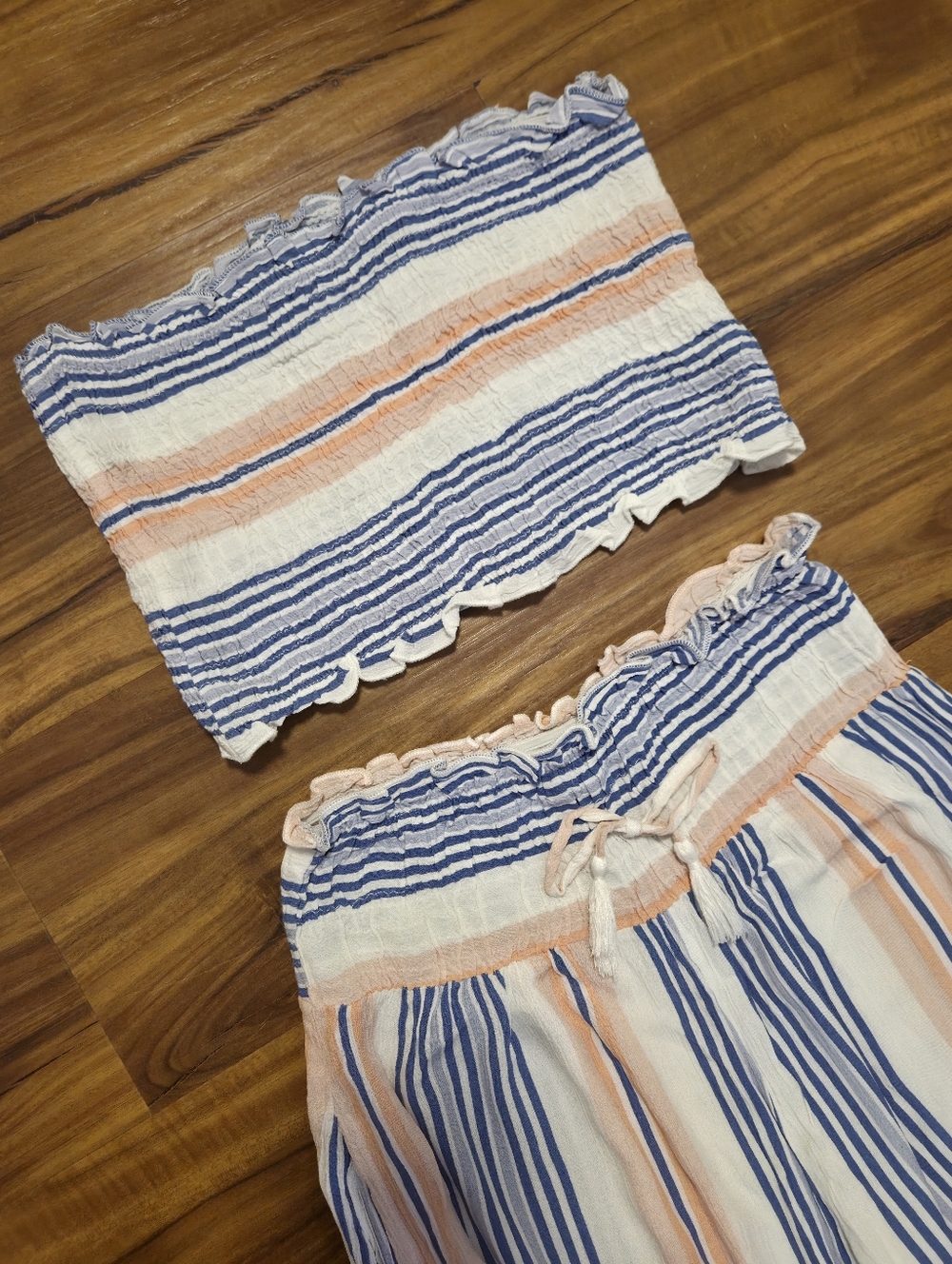 Kiwi + Punch Striped 2-Piece Tube Top & Pant Set Size Small - Picture 2 of 10